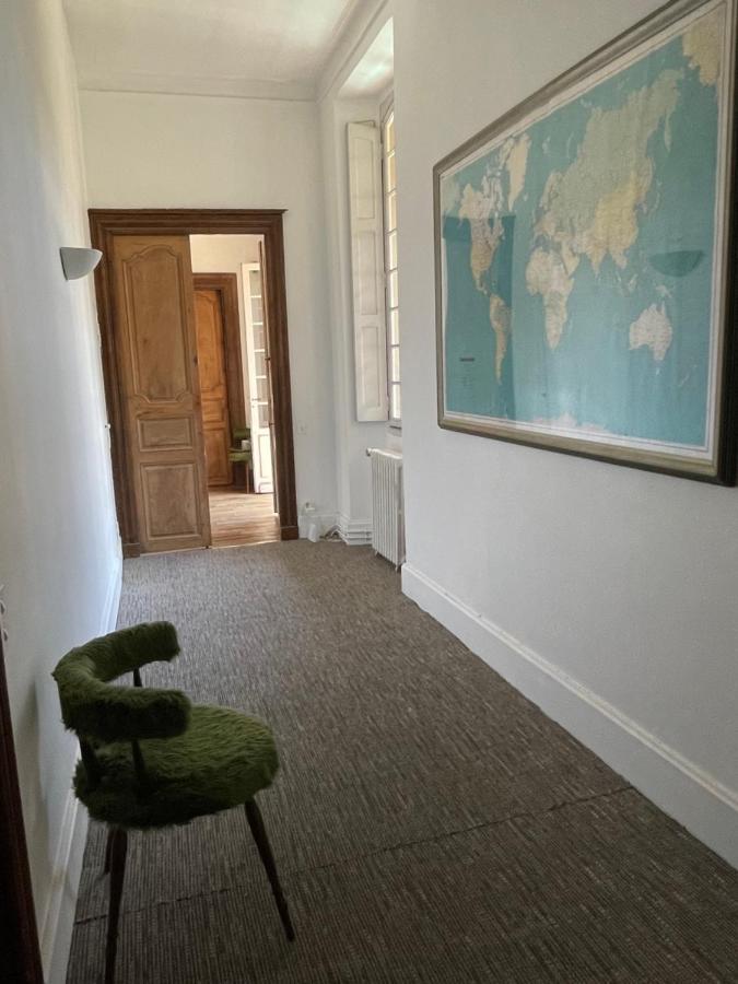 La Maison Aux Murs Anciens Et Ses Chambres Tarbes Esterno foto