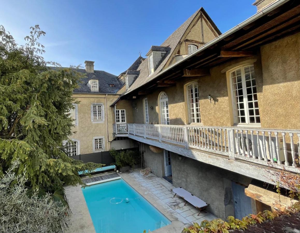 La Maison Aux Murs Anciens Et Ses Chambres Tarbes Esterno foto