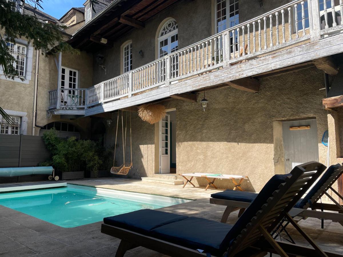 La Maison Aux Murs Anciens Et Ses Chambres Tarbes Esterno foto